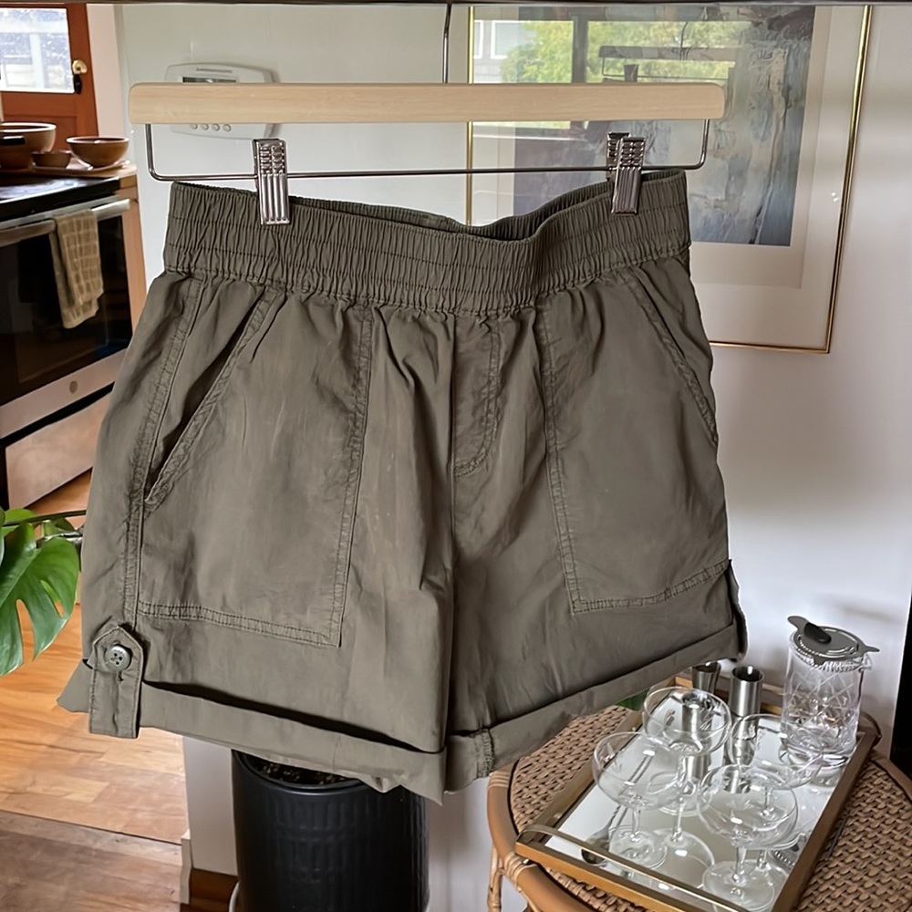 Sanctuary pull on military short
